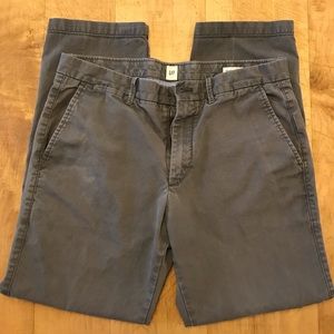 GAP Chinos